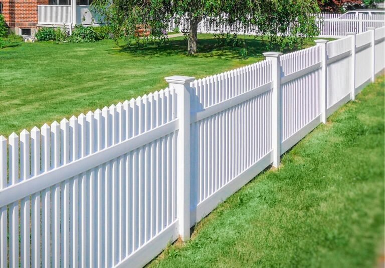 White-PVC-Vinyl-Illusions-Straight-Top-Picket-Fence-4114830796